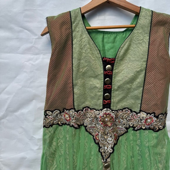 Handmade renaissance dress green overlay with black velvet size medium jun1 - Picture 2 of 8